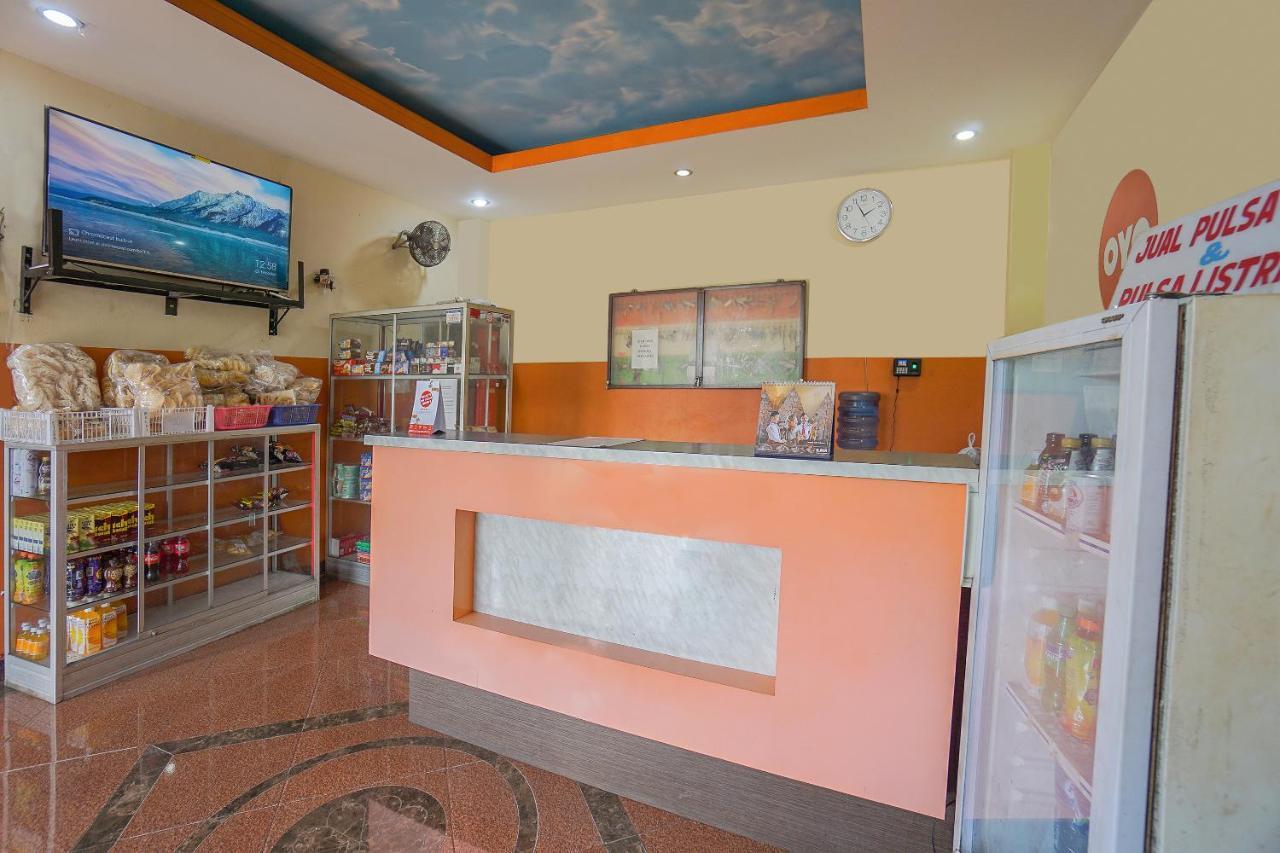Super Oyo 2639 Oxy Townhouse Hotel Manado Eksteriør billede